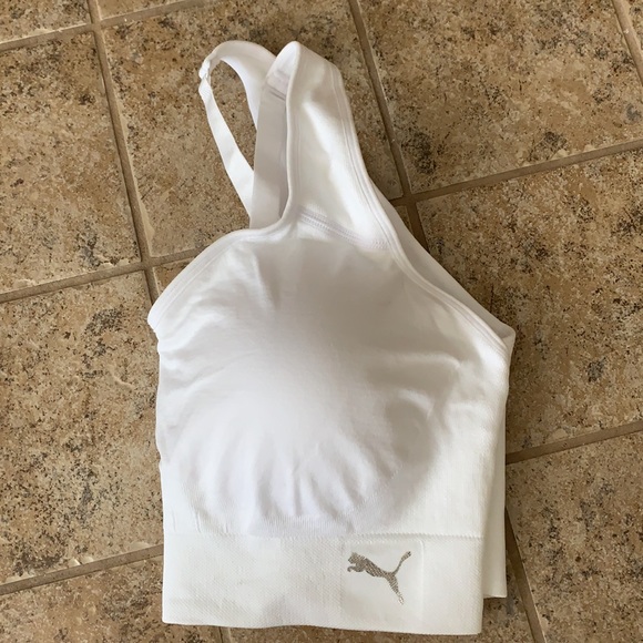 Puma Women's Sports Bra Seamless Removable Cups . - Picture 4 of 9